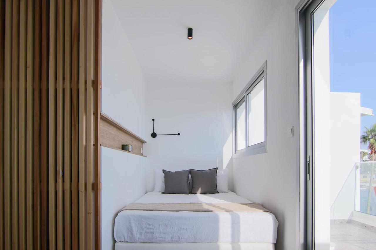 Апартаменти Phaedrus Living Seaview Modern Flat Lighthouse 52 Пафос Екстер'єр фото